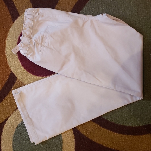 3/$10 The Children's Place girl's khaki with adjustable waist - Picture 2 of 4